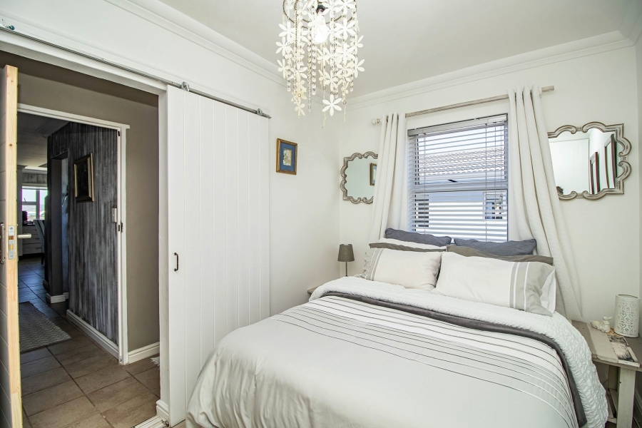 7 Bedroom Property for Sale in Stilbaai Wes Western Cape